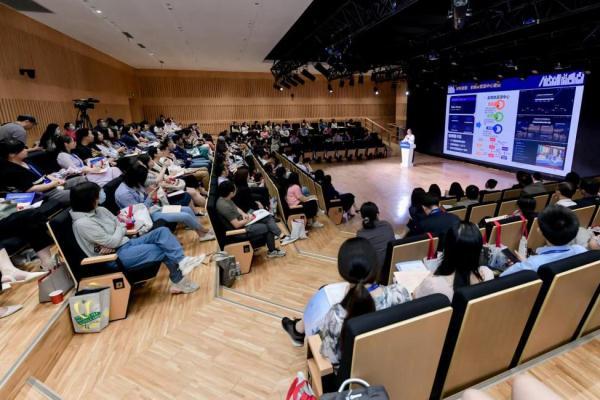 做智慧图书馆的都有哪些公司_图书馆前沿_智慧图书馆有前途吗